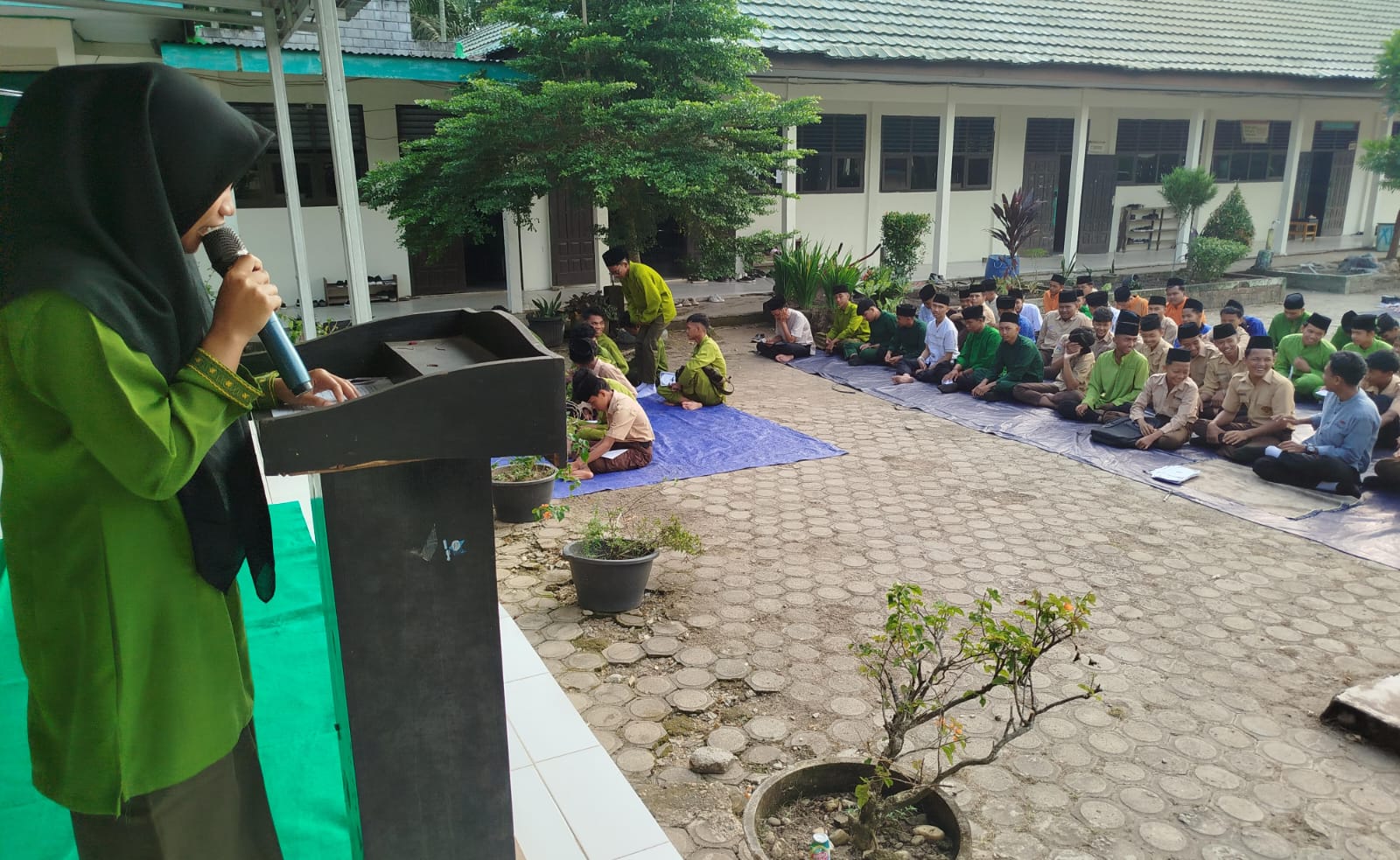 Kegiatan Muhadhoroh : Cinta Sejati dalam Pandangan Islam