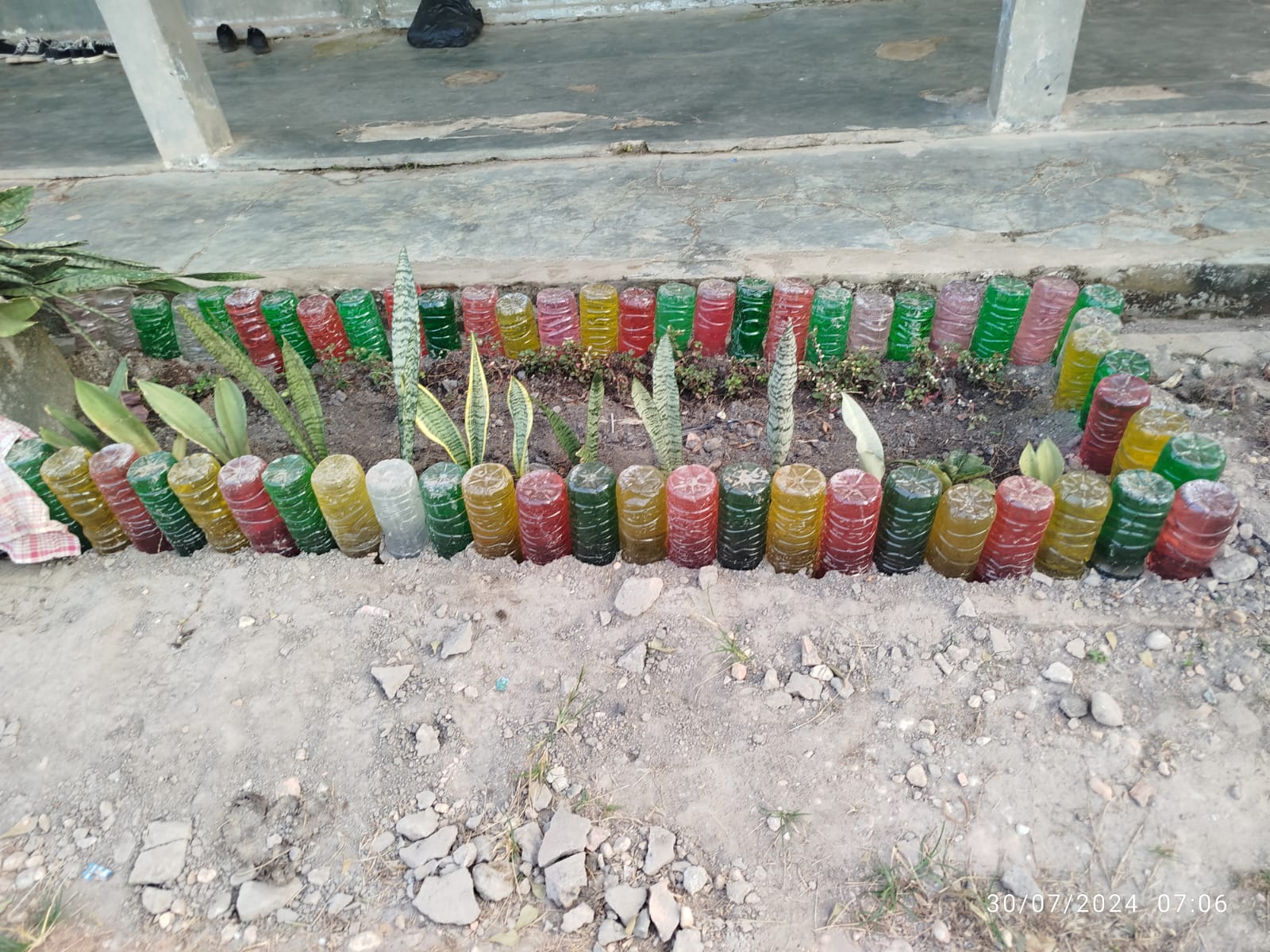 Siswa Kelas XI A Laksanakan  Latihan Menjadi Petugas Upacara