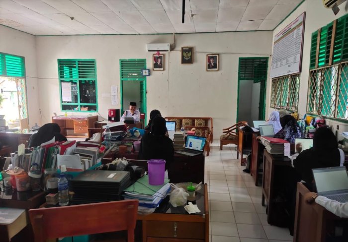 Guru Sejarah MAN 1 Muaro Jambi Langsung Tindaklanjuti Arahan Pengisian SKP