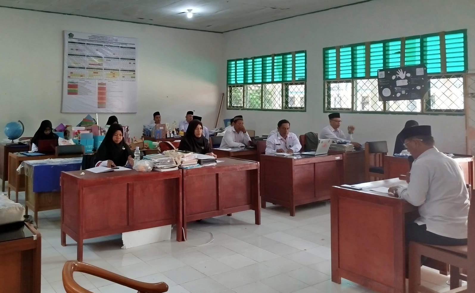 Kepala Madrasah Publikasikan Tugas Tambahan Guru