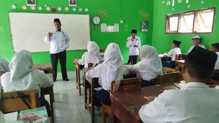 MAN 1 Muaro Jambi Tetap Tatap Muka, Warga Madrasah Diminta Waspada Pencemaran Udara