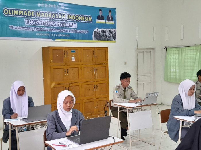 Komariatul Jannah Tantang Diri di OMI Kimia Tingkat Provinsi