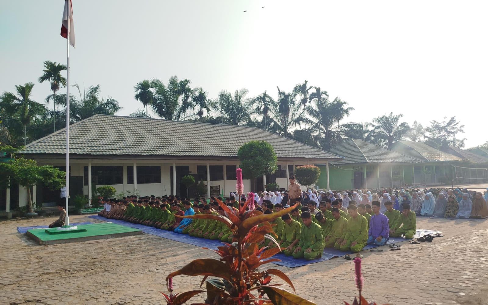 Membangun Karakter Religius Siswa MAN 1 Muaro Jambi Melalui Pembiasaan Sholat Dhuha Berjamaah