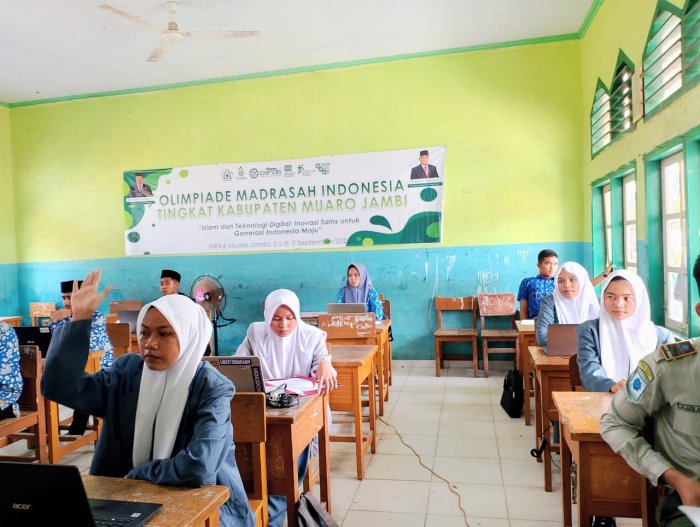 Sesi Kedua OMI di Muaro Jambi Berjalan Lancar, Peserta Hadapi Mata Pelajaran Geografi