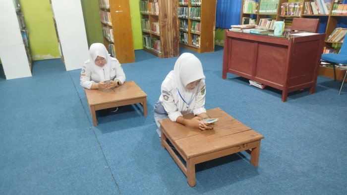 Dua Siswa MAN 1 Muaro Jambi Ikuti Ujian Madrasah Susulan karena Benturan Jadwal Dua Siswa MAN 1 Muaro Jambi Ikuti Ujian Madrasah Susulan karena Benturan Jadwal