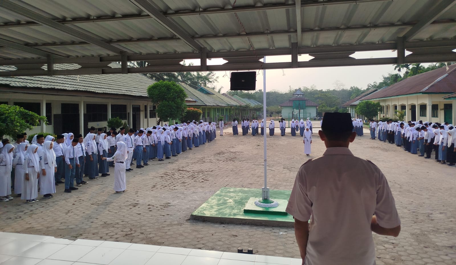 Pembina Upacara Tekankan Pentingnya Disiplin Pembina Upacara Tekankan Pentingnya Disiplin