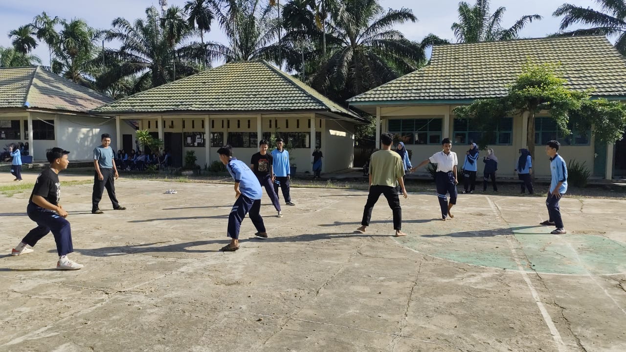 Pelaksanaan Kegiatan Klasmeeting hari Ke 2 Pasca ASAT Pelaksanaan Kegiatan Klasmeeting hari Ke 2 Pasca ASAT