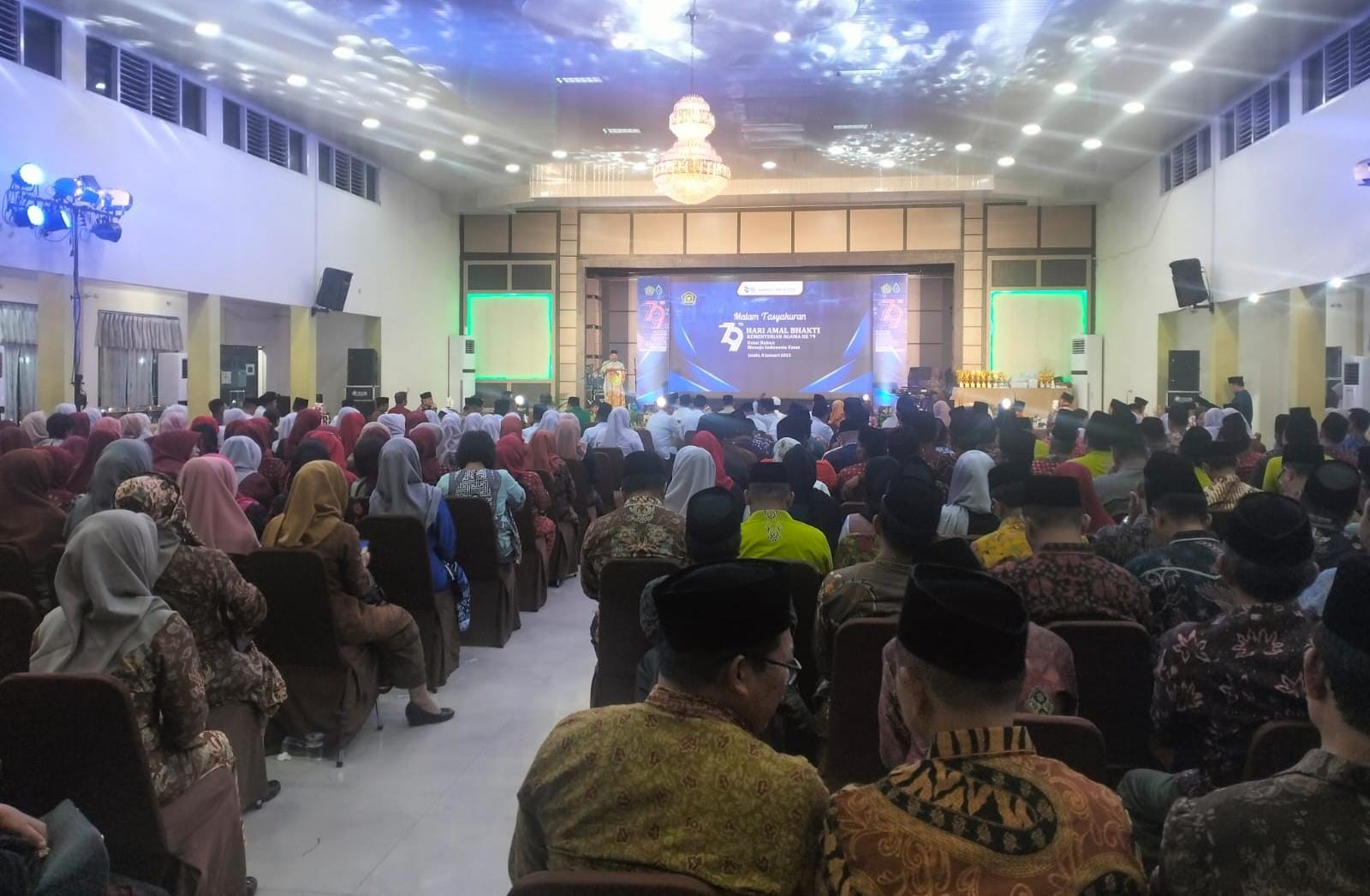Kepala Madrasah Hadiri Malam Puncak Peringatan HAB Provinsi Jambi Kepala Madrasah Hadiri Malam Puncak Peringatan HAB Provinsi Jambi