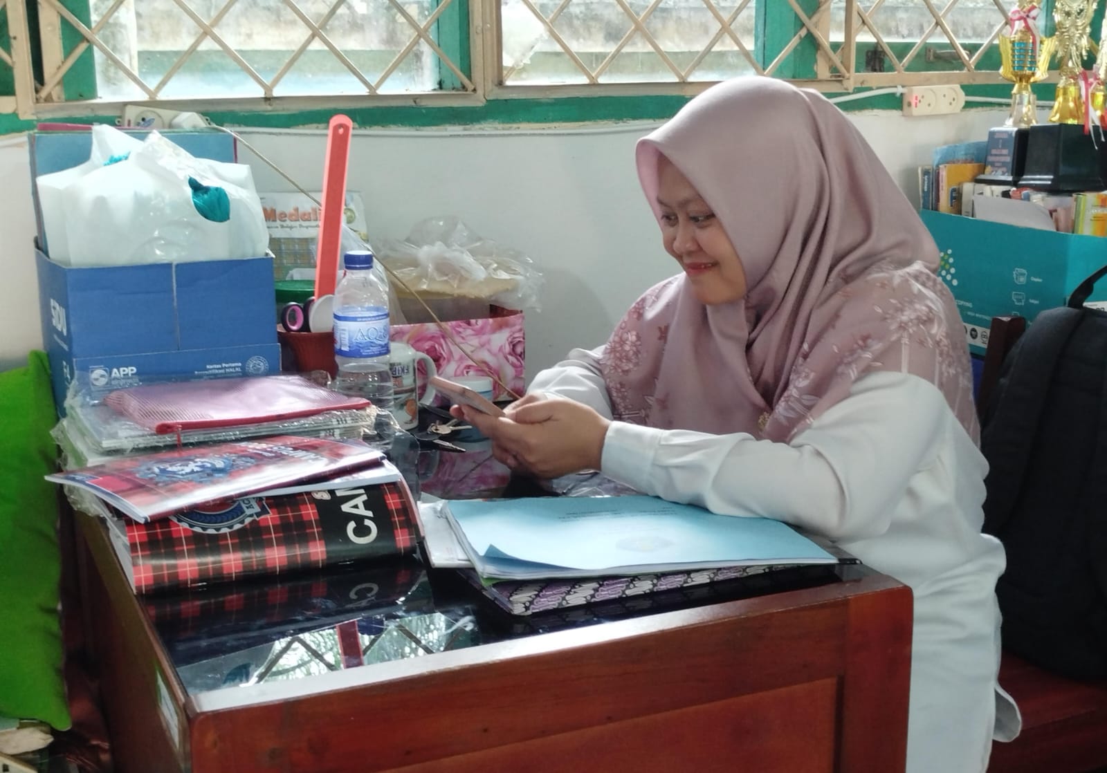 Sri Mahmudah Wali Kelas XA Rampungkan Program Wali Kelas 