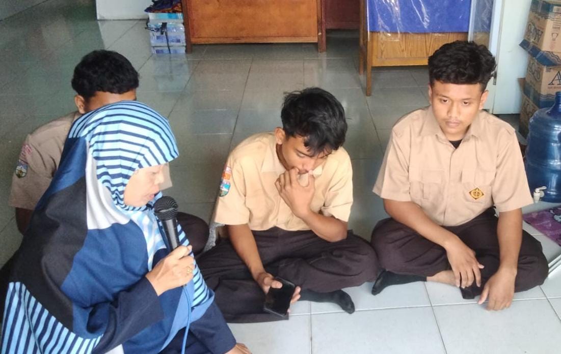 Waka Kesiswaan Pimpin Pengelompokan Peminatan Kegiatan Ekskul