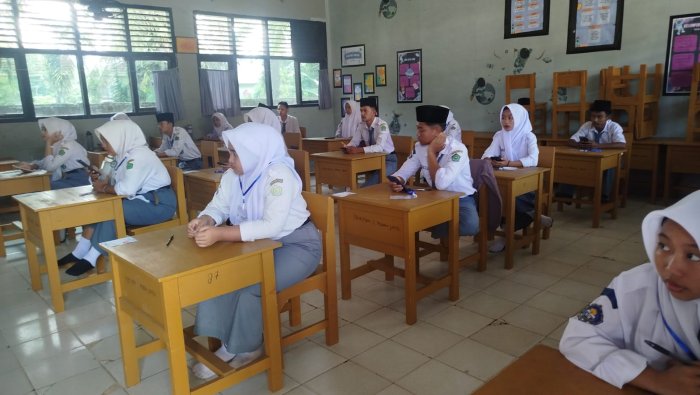 Hari Kelima Ujian Madrasah Berlangsung Kondusif, Tanpa Kendala Teknis