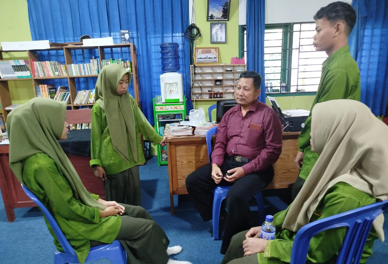 Senyum Sumringah Guru MAN 1 Muaro Jambi TPG Madrasah Segera Turun