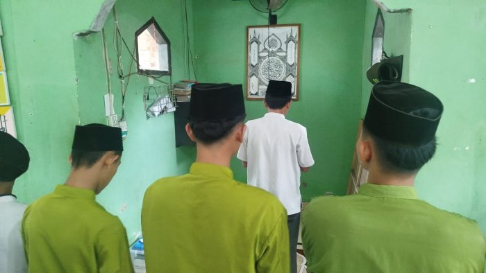 Suasana Khusyuk Iringi Salat Dhuha Siswa MAN 1 Muaro Jambi