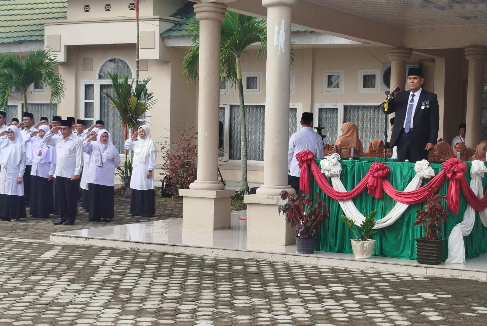 ASN MAN 1 Muaro Jambi Mengikuti  HAB di Kankemenag Muaro Jambi