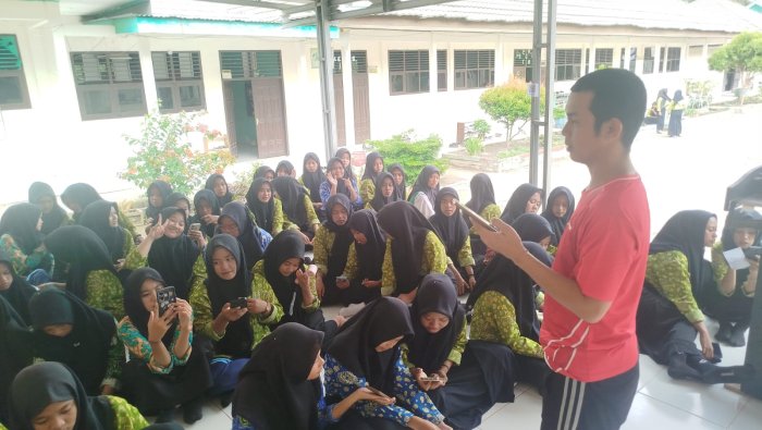 Simulasi SAS MAN 1 Muaro Jambi Gunakan Exambro Terintegrasi E-Learning Simulasi SAS MAN 1 Muaro Jambi Gunakan Exambro Terintegrasi E-Learning