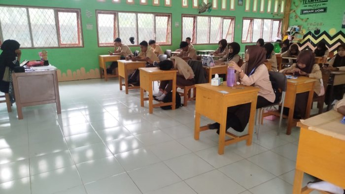 Stabil dan Terkendali, Hari Ketiga Asesmen MAN 1 Muaro Jambi Tanpa Kendala Teknis Stabil dan Terkendali, Hari Ketiga Asesmen MAN 1 Muaro Jambi Tanpa Kendala Teknis