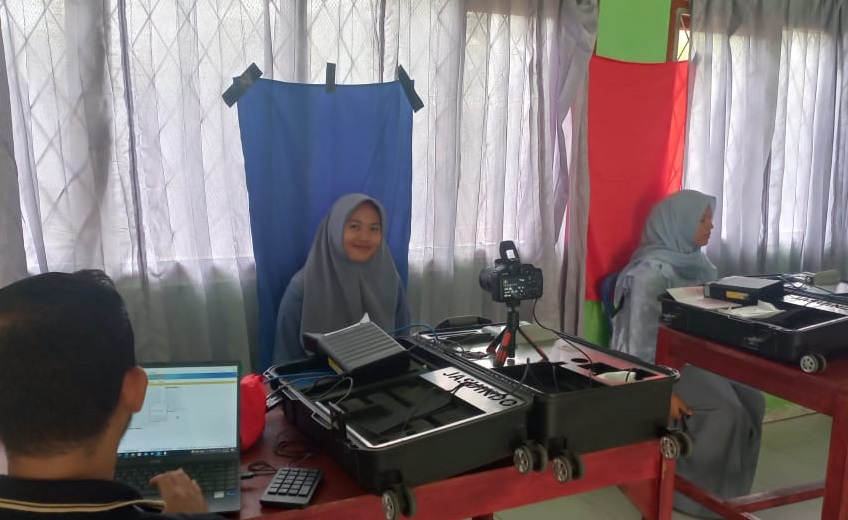 Rekam Data KTP-El, Disdukcapil Datangi MAN 1 Muaro Jambi