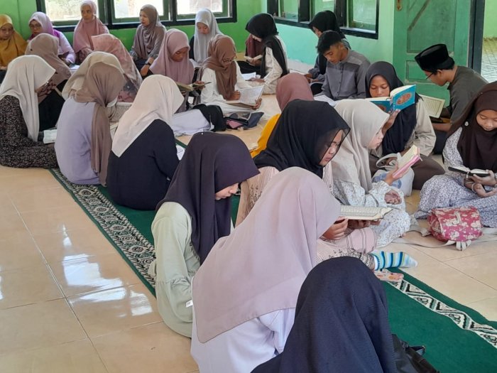 Komitmen Madrasah dalam Program Tuntas Baca Al-Quran Demi Mutu Pendidikan Nasional
