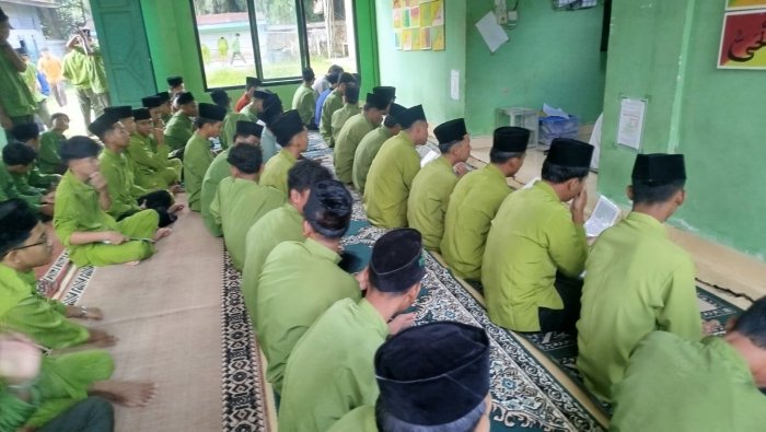 Pembiasaan Sholat Dhuha Pagi, MAN 1 Muaro Jambi Bentuk Karakter Religius Siswa