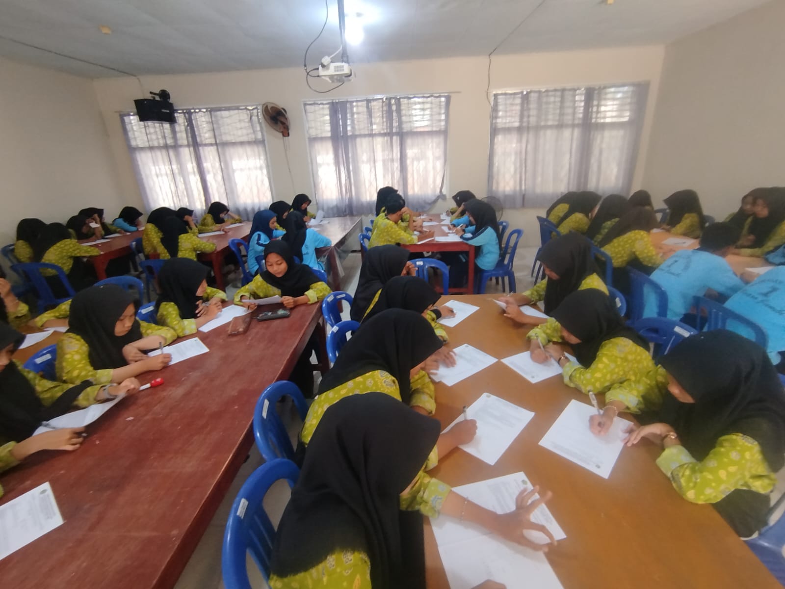 MAN 1 Muaro Jambi Gelar Seleksi Olimpiade Madrasah Indonesia (OMI) 2025