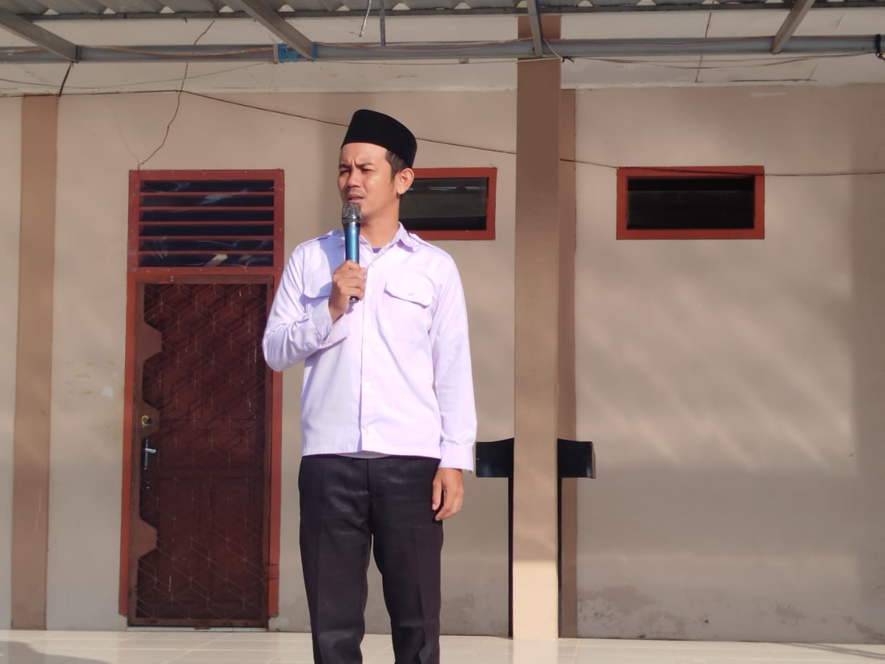 Pembina Osim Ingatkan Petugas Upacara  Agar Mempersiapkan Diri