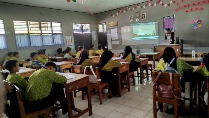 Mengenal Dunia Kampus, Siswa MAN 1 Muaro Jambi Dapat Bimbingan Karier dari Guru BK