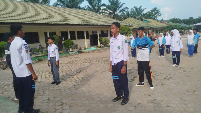 Paskibraka MAN 1 Muaro Jambi Latihan Keras Jelang Hari Pahlawan