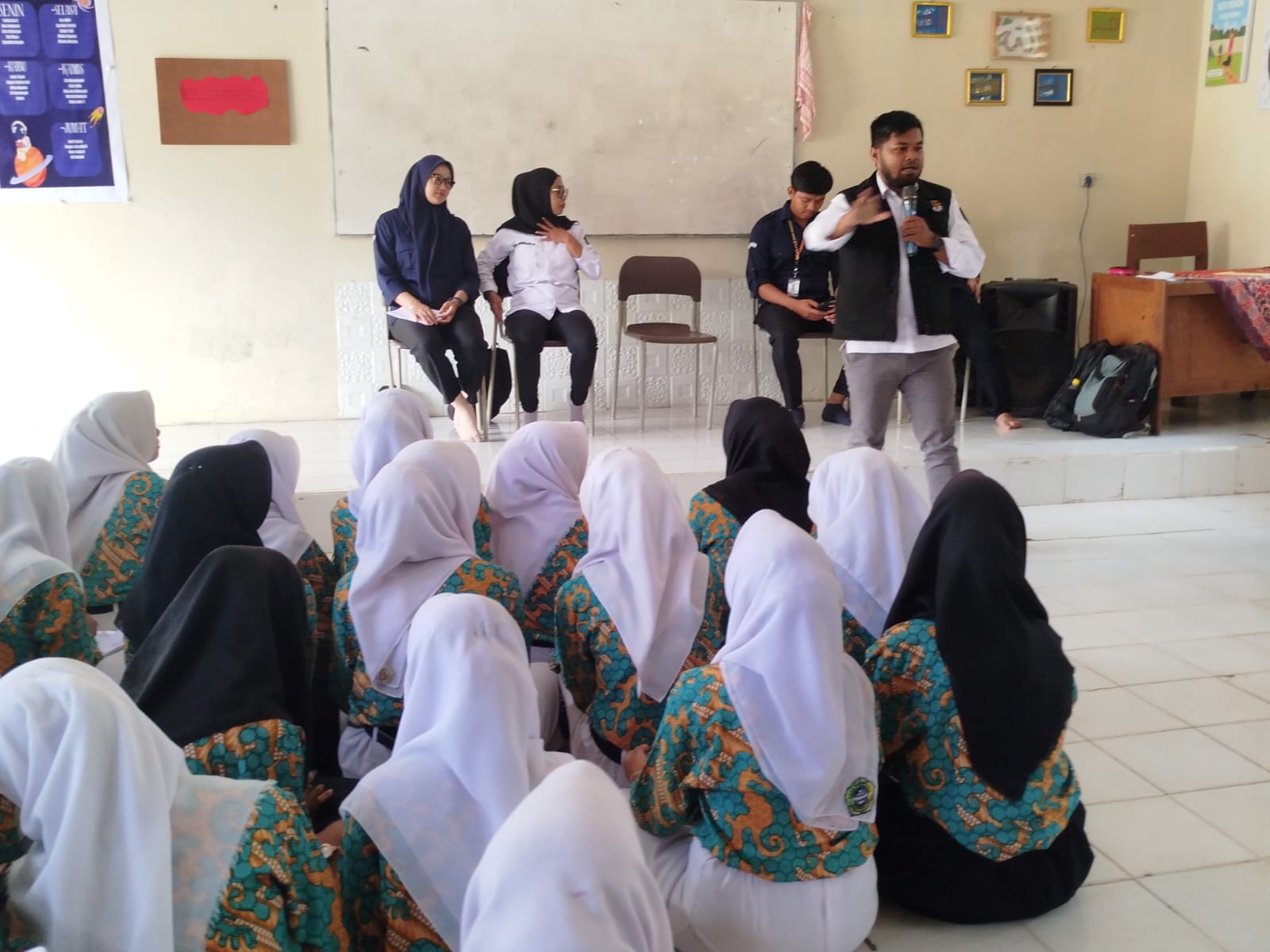 Sosialisasi dan Pendidikan Pemilih Pemula di MAN 1 Muaro Jambi